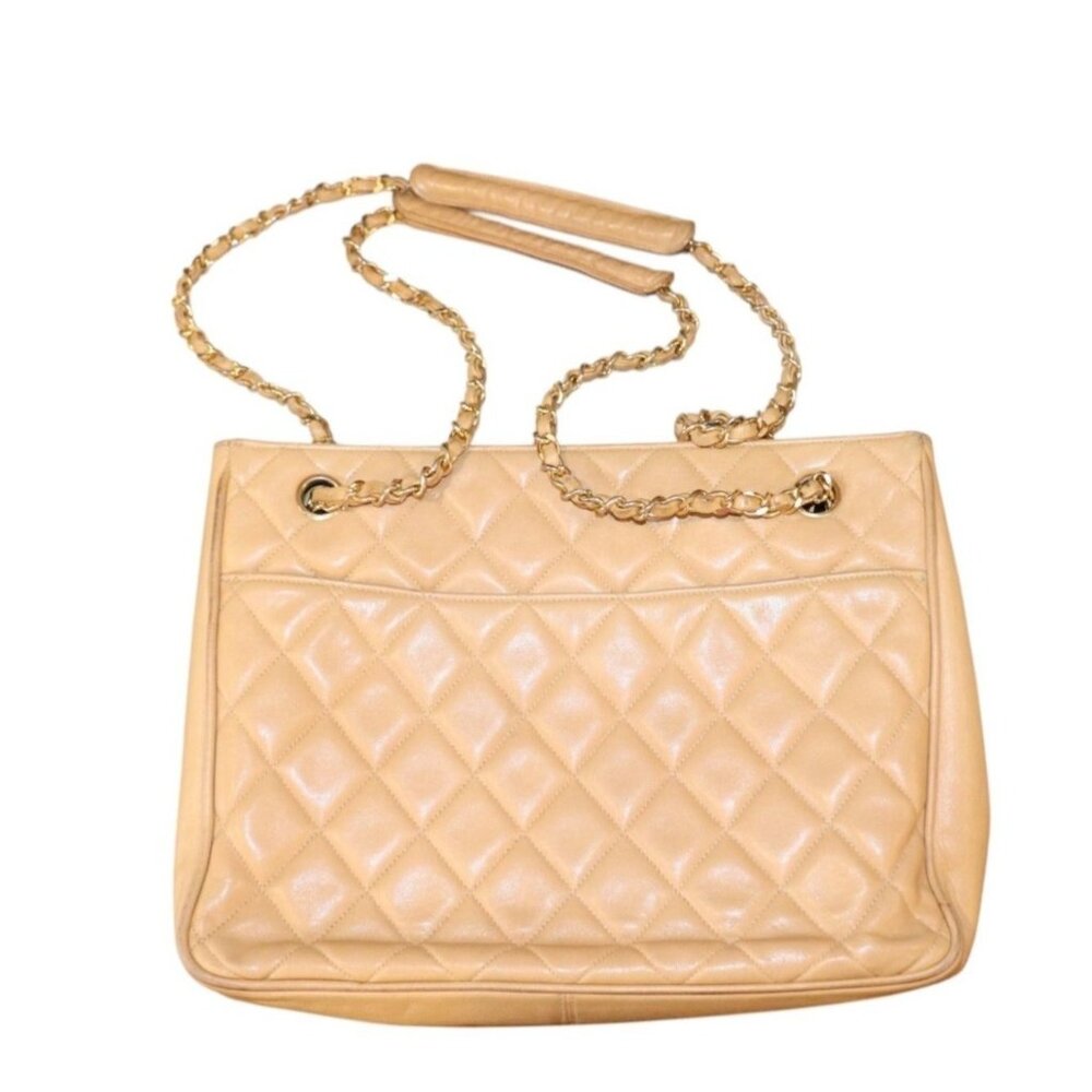 Chanel Quilted Beige Lamb Leather Shoulder Bag With Chain Strap & CC Charm - Picture 2 of 15